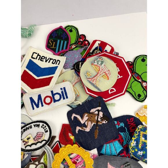 150 PC Assorted Sewing Applique Patches Iron on Sew On NEW Mixed Sequin Crafting - Picture 5 of 16